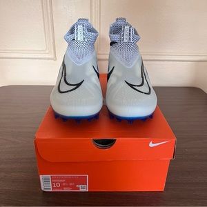 Nike Alpha Menace Elite 3 Football Cleats